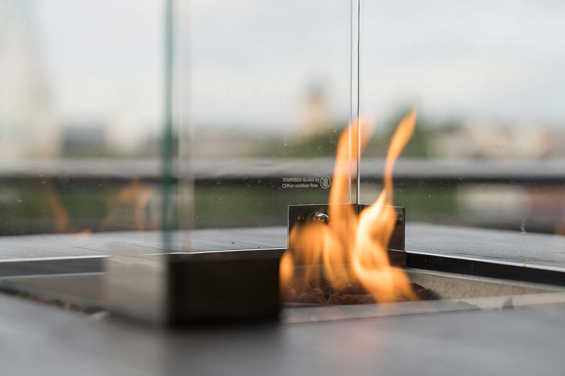 Feuerstelle auf der Terrasse
