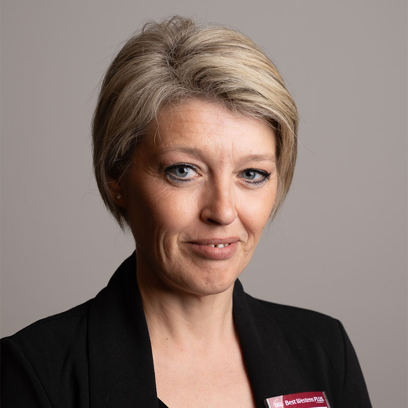 Elena Laschinski